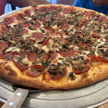 Mr. G's Pizza - Diamond Bar - Large Pepperoni and mushrooms pizza - Pizza Near Me - Diamond Bar, California