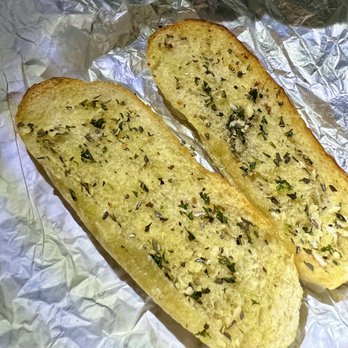 Brooklyn Pizza - Garlic Bread - Italian Near Me - Fulton, Missouri