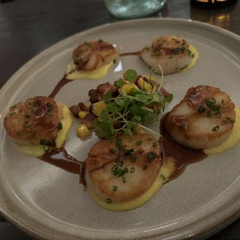 Gordon Ramsay Hell's Kitchen - Scallops - New American Near Me - Miami, Florida Gordon Ramsay Hell's Kitchen - Scallops - New American Near Me - Miami, Florida