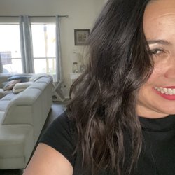 Alora Salon