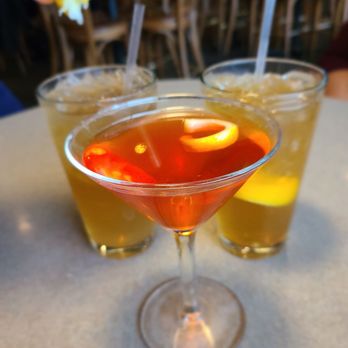 Legends Patio Grill & Bar - Long Island and Cosmo - Sports Bars Near Me - Omaha, Nebraska