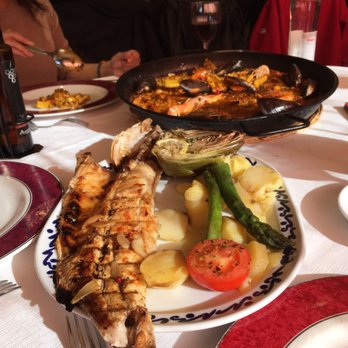 La Barca del Salamanca - Outdoor enclosed patio - Seafood Near Me - Barcelona, B La Barca del Salamanca - Outdoor enclosed patio - Seafood Near Me - Barcelona, B