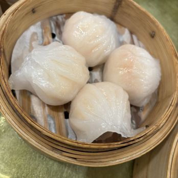 Diamond Bay Restaurant - Har Cow (shrimp dumplings) - Dim Sum Near Me - Seattle, Washington