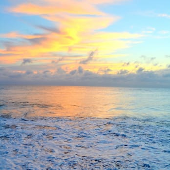 Tuckaway Shores Resort - Sunrise is worth getting up for! - Hotels Near Me - Indialantic, Florida