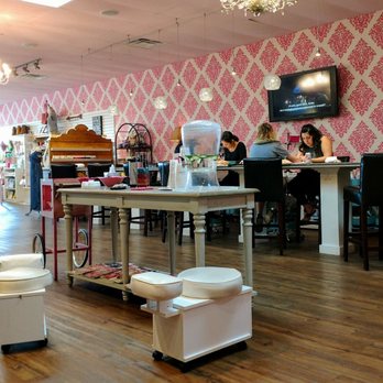 Embellish Nails & Boutique - Nail Salons Near Me - Austin, Texas
