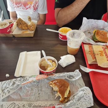 Jollibee - Food was fresh and delicious. - Fast Food Near Me - Torrance, California Jollibee - Food was fresh and delicious. - Fast Food Near Me - Torrance, California