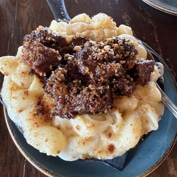 Tavern & Table - Burnt Ends Mac & Cheese - New American Near Me - Mt. Pleasant, South Carolina Tavern & Table - Burnt Ends Mac & Cheese - New American Near Me - Mt. Pleasant, South Carolina