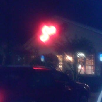 Sonny's BBQ - Broke sign - Barbeque Near Me - Vero Beach, Florida