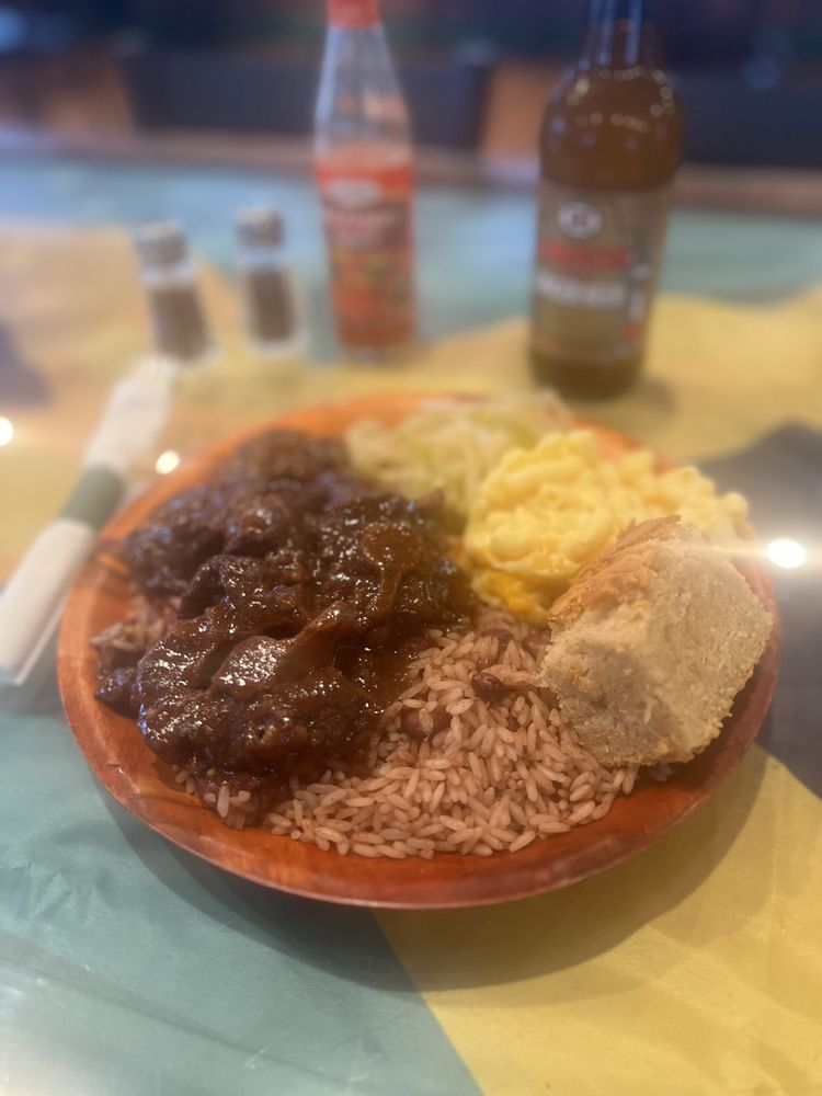 LEON’S CARIBBEAN RESTAURANT Updated October 2024 18 Photos & 14