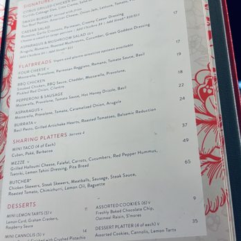 Flight Club Chicago - Cocktail Bars Near Me - Chicago, Illinois