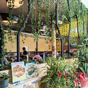Longten Cafe - Indoor - Hong Kong Style Cafe Near Me - Monterey Park, California Longten Cafe - Indoor - Hong Kong Style Cafe Near Me - Monterey Park, California