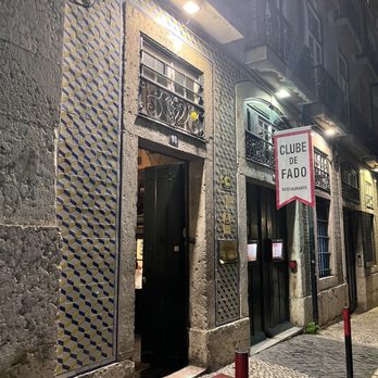 Clube de Fado - Fado Houses Near Me - Lisbon, 11