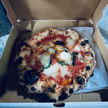 Sei Pizza Bar - Margherita Pizza - Pizza Near Me - Los Angeles, California Sei Pizza Bar - Margherita Pizza - Pizza Near Me - Los Angeles, California
