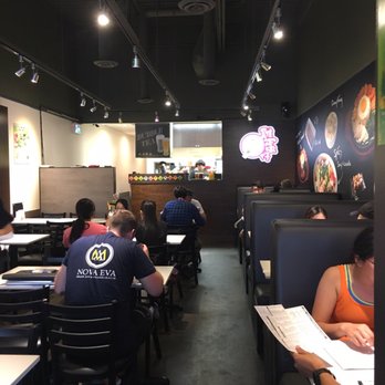 Bubble Waffle Cafe - Ironwood - Interior of restaurant - Noodles Near Me - Richmond, British Columbia