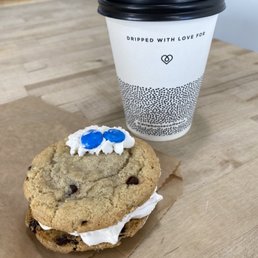GF Monster cookie and cappuccino GF Monster cookie and cappuccino