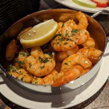 Adega Grill - Shrimp in garlic sauce - Portuguese Near Me - Newark, New Jersey