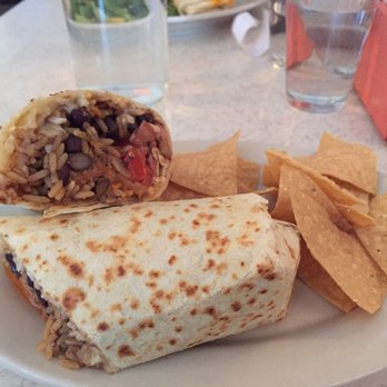 Calexico - Greenpoint - Delicious burrito, especially that sauce. But only a few chips were given with my burrito and there was no salsa given. - Mexican Near Me - Brooklyn, New York Calexico - Greenpoint - Delicious burrito, especially that sauce. But only a few chips were given with my burrito and there was no salsa given. - Mexican Near Me - Brooklyn, New York