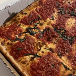 Grandma Pizza well done