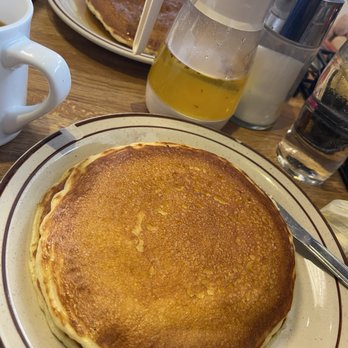 Hanover Pancake House - Pancaked with lemon syrup - American Near Me - Topeka, Kansas Hanover Pancake House - Pancaked with lemon syrup - American Near Me - Topeka, Kansas