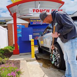 Water Works Car Wash Crofton - Free Wheel Scrubs @ WW 10am - 5pm
