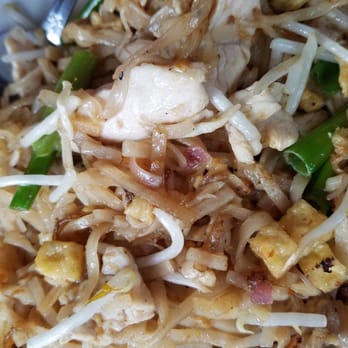 Buddha Ruksa - pad thai - Thai Near Me - Seattle, Washington