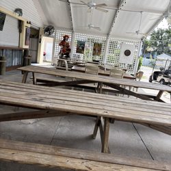 Pirate's Pointe Resort - Seating area