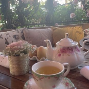 Little Hen - Tea - Breakfast & Brunch Near Me - Miami, Florida