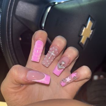 Pinky Nails & Spa By Cindy - Nail Salons Near Me - Avondale, Arizona