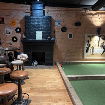 Coratti's Pizzeria Bar & Bocce - Bars Near Me - Ann Arbor, Michigan