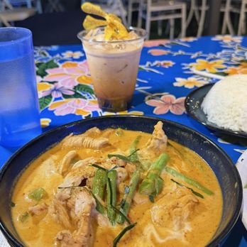 Elephant District - PANANG CURRY - Thai Near Me - Brooklyn, New York
