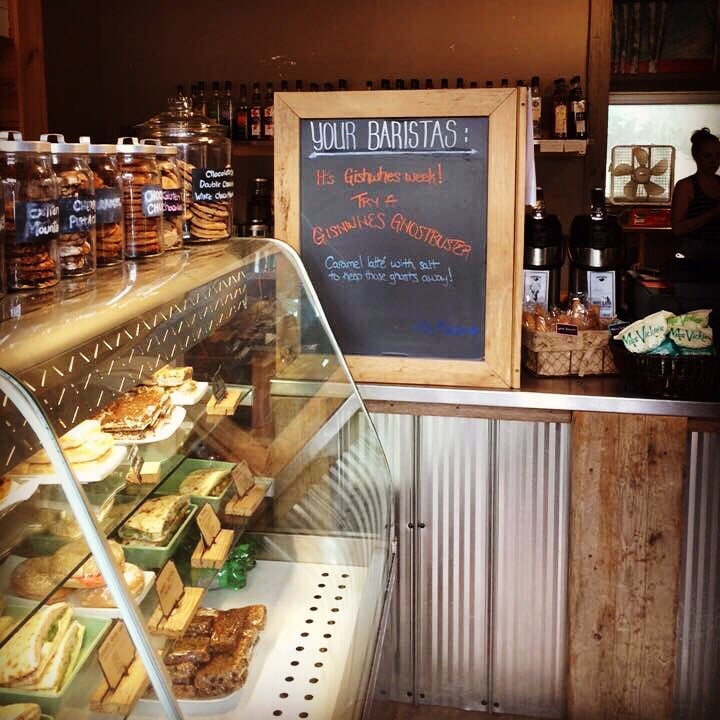 Belfountain Villiage Store Logo