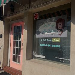 Talk of the Town - Entrance to Talk of The Town salon. Located at 106 south 2nd street. Leesburg, Fl. 3474