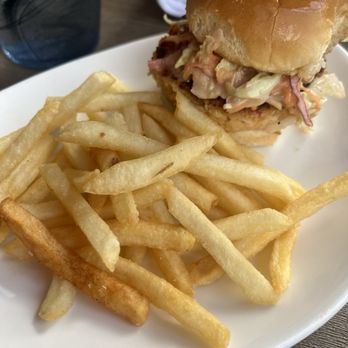 Mb Grille - Lobster Crab Cake Slider & Fries - Seafood Near Me - Torrance, California Mb Grille - Lobster Crab Cake Slider & Fries - Seafood Near Me - Torrance, California