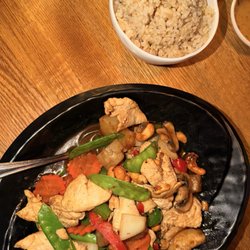 Talay Chicago - Cashew Chicken