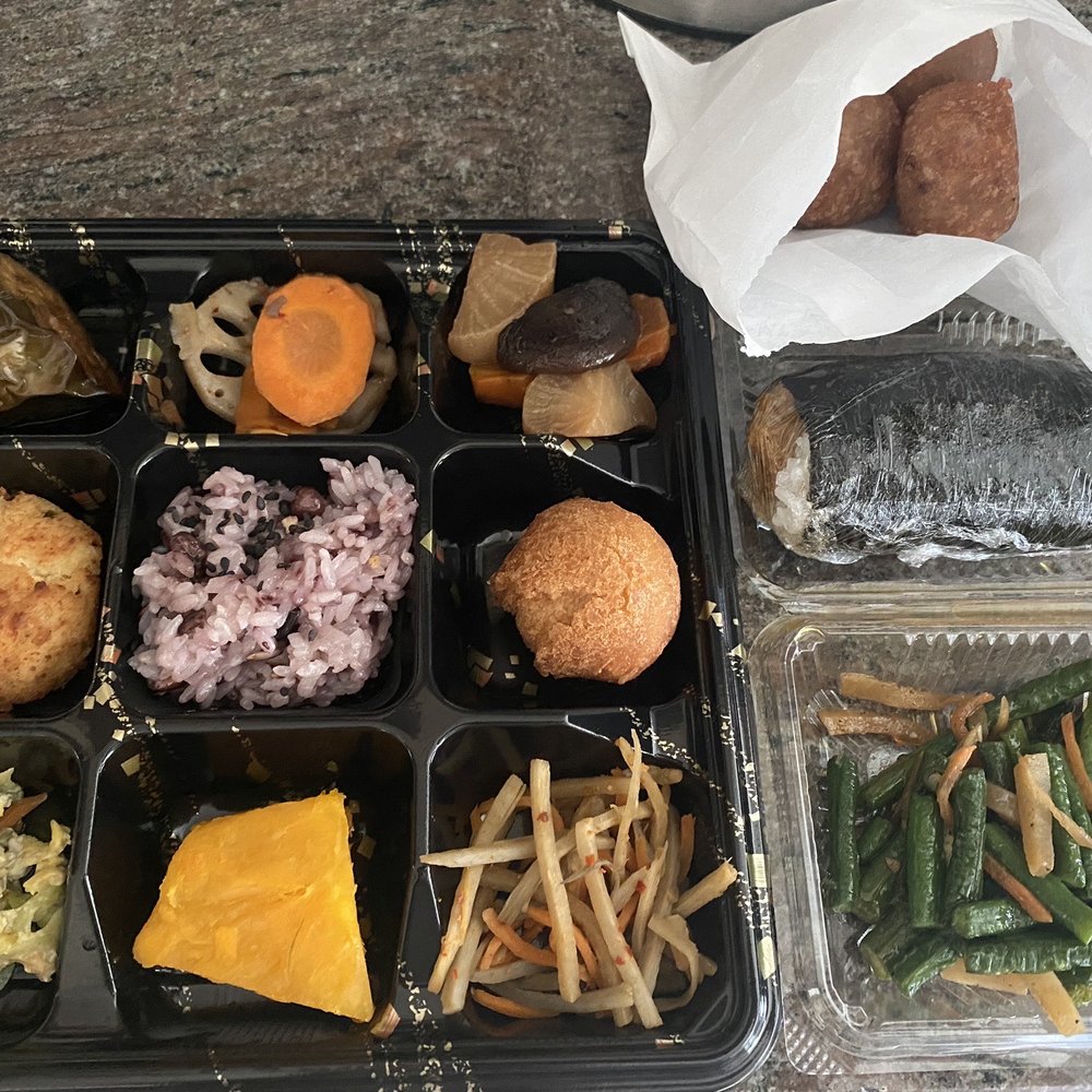 Teruya's Andagi - All the things we love! Veggie Bento, Mochi donuts, fried chicken musubi, long beans - Japanese Near Me - Honolulu, Hawaii