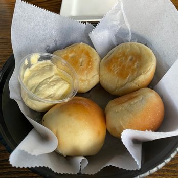 Coastal Breeze - Best rolls in town! - Seafood Near Me - Buford, Georgia