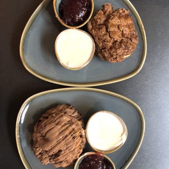 Cheeky Scone - Chocolate Chip and Apple Crumble Scones with Clotted Cream and Jam - Cafes Near Me - London, XGL Cheeky Scone - Chocolate Chip and Apple Crumble Scones with Clotted Cream and Jam - Cafes Near Me - London, XGL
