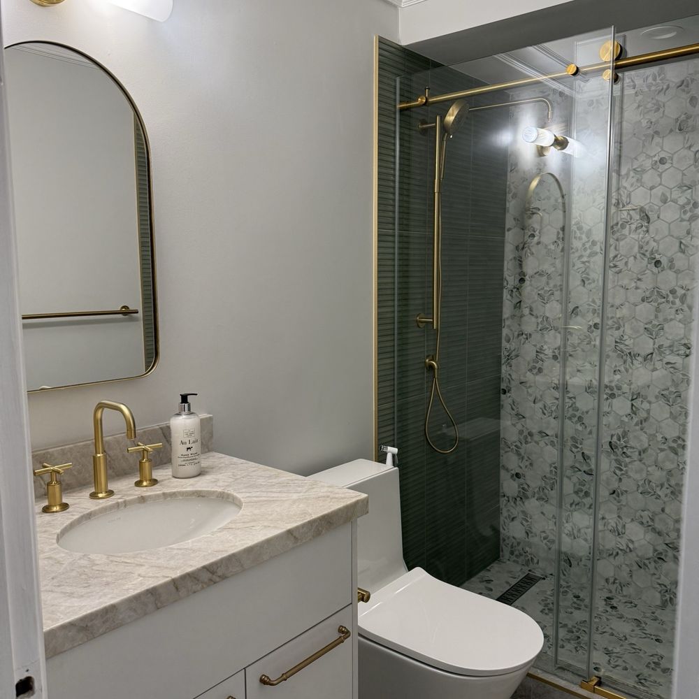 Tub replaced with shower in the bathroom Tub replaced with shower in the bathroom
