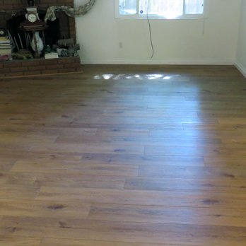 Universal Floor Covering - The installers worked hard to ensure a truly random pattern. This oak design is beautiful. Mike has MANY options to chose from! - Flooring Near Me - San Dimas, California