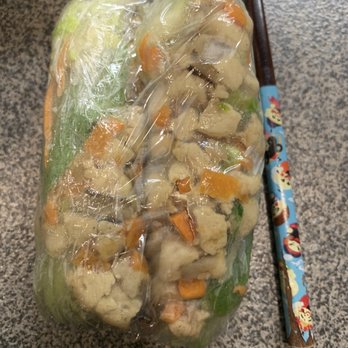 Moo Dang - Fresh rolls with tofu - Thai Near Me - Reno, Nevada