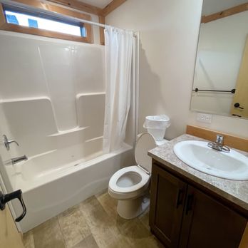 Thousand Trails Rondout Valley - clean bathrooms - Campgrounds Near Me - Accord, New York