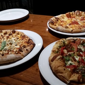 THE LOOP RESTAURANT - Pizza yum! - Pizza Near Me - Jacksonville, Florida THE LOOP RESTAURANT - Pizza yum! - Pizza Near Me - Jacksonville, Florida