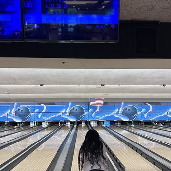 Fountain Bowl - Bowling Near Me - Fountain Valley, California