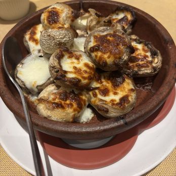 Chicago Diplomat Cafe - Mushrooms - Modern European Near Me - Chicago, Illinois