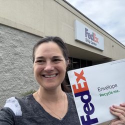 FedEx Ship Center - Very grateful and happy customer!