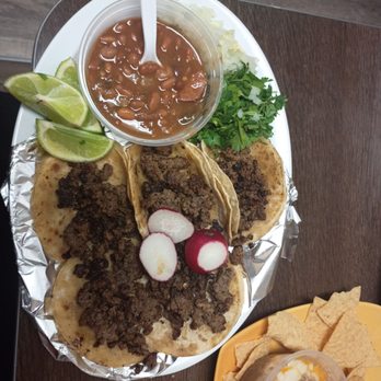 MI Taco House - Tacos de carne asada, onions, cilantro and a rich bowl of beans - Tacos Near Me - San Antonio, Texas MI Taco House - Tacos de carne asada, onions, cilantro and a rich bowl of beans - Tacos Near Me - San Antonio, Texas