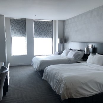 Renaissance Cincinnati Downtown Hotel - 2 Queen suite - Hotels Near Me - Cincinnati, Ohio Renaissance Cincinnati Downtown Hotel - 2 Queen suite - Hotels Near Me - Cincinnati, Ohio