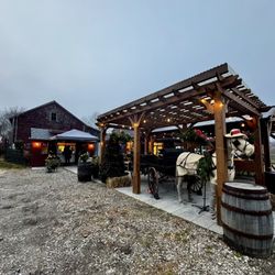 Morris Farm - Exterior