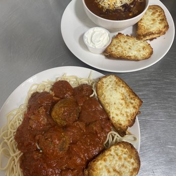 Mammies Grill - Spaghetti meatball and chili - Pizza Near Me - Hartland, Maine Mammies Grill - Spaghetti meatball and chili - Pizza Near Me - Hartland, Maine