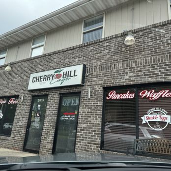 Cherry Hill Cafe - Cafes Near Me - Joliet, Illinois